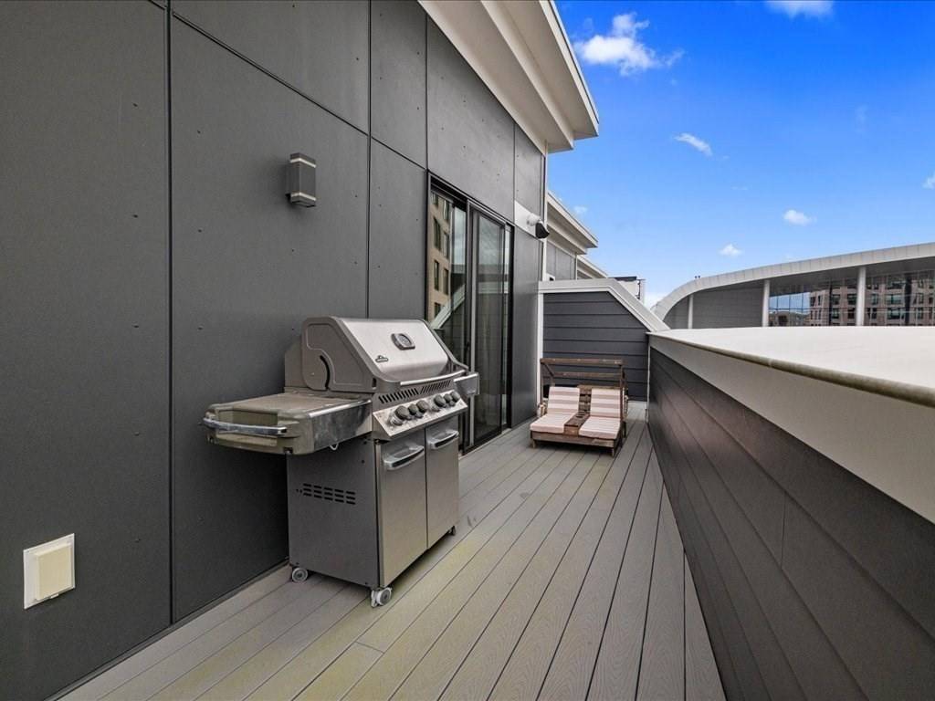 Boston, MA 02135,50 Hichborn #506