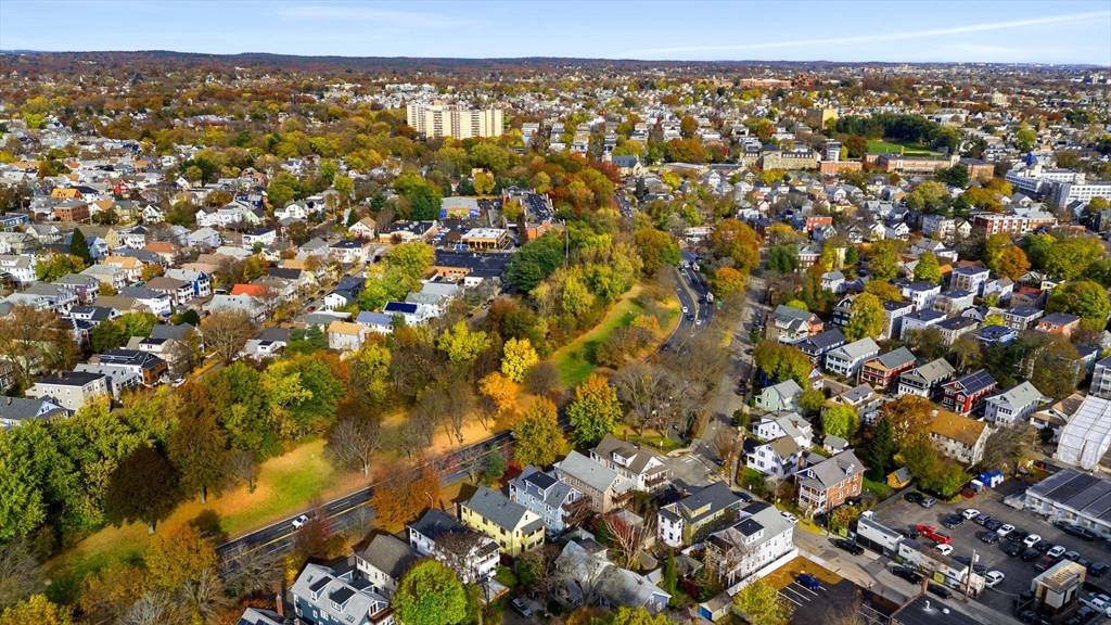 Cambridge, MA 02140,3 Seagrave Rd