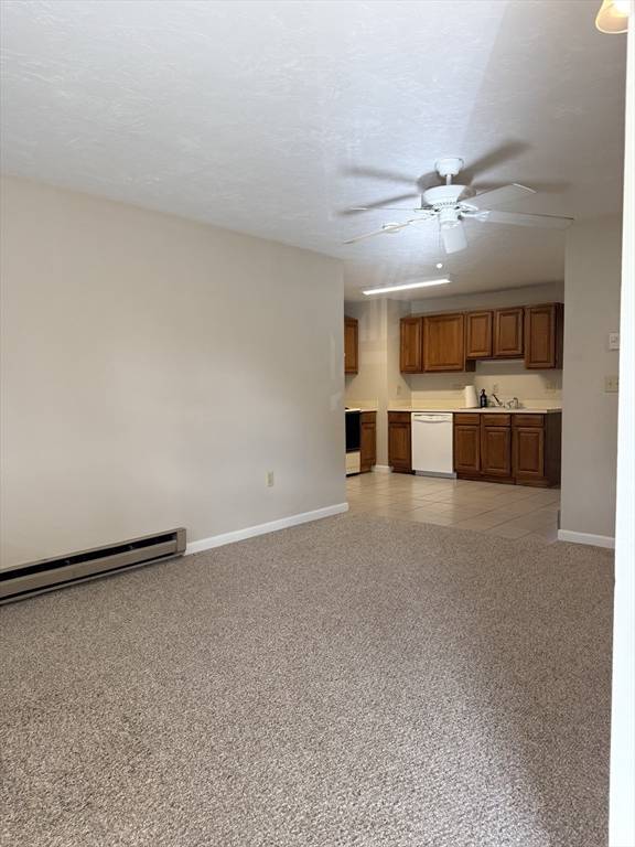 Shrewsbury, MA 01545,19 Maple Ave #3