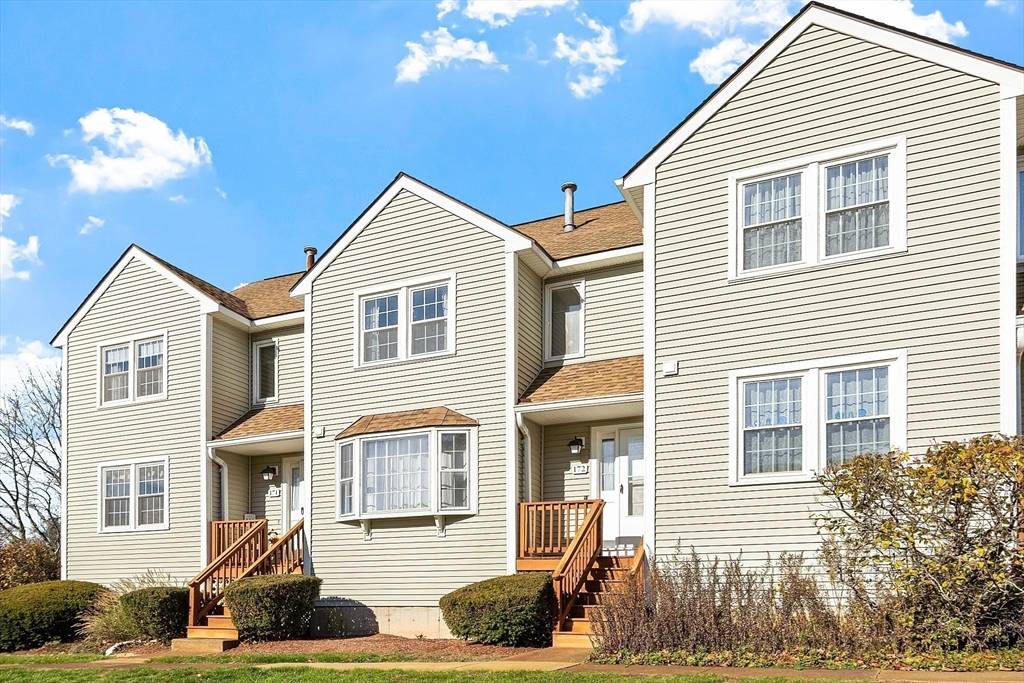 Tewksbury, MA 01876,172 Patrick Rd #172