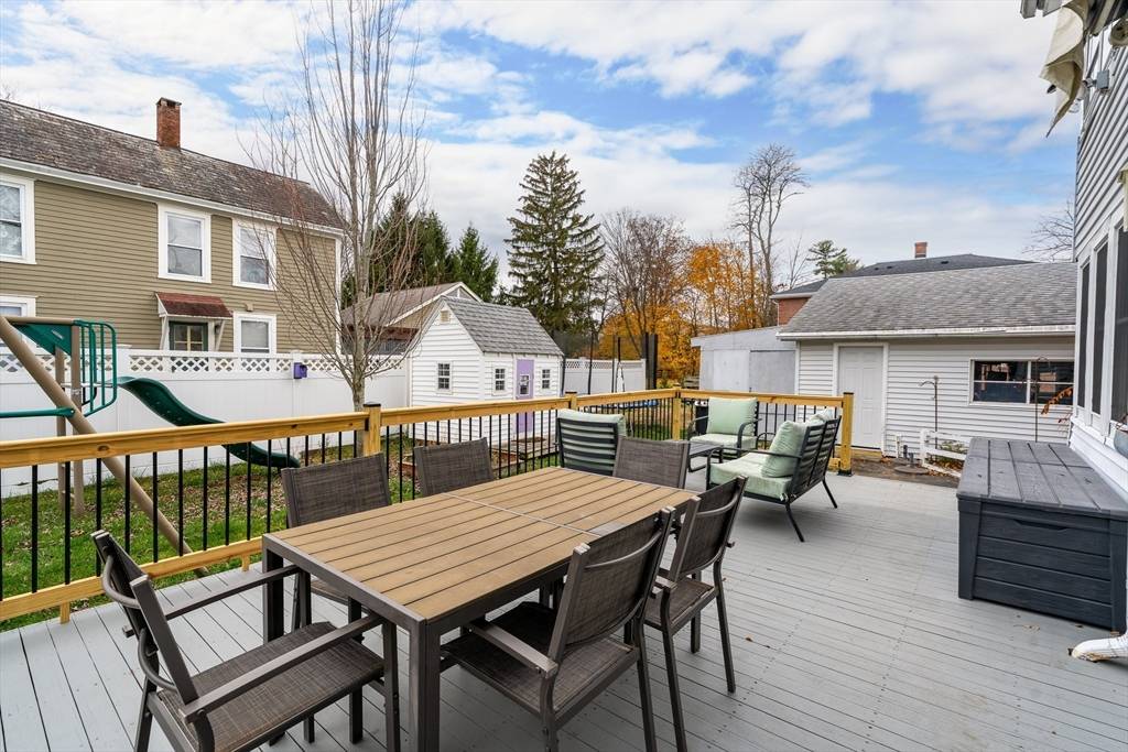 Easthampton, MA 01027,52 Williston Ave