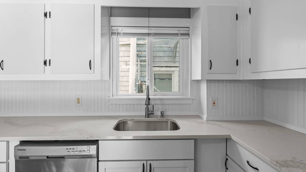 New Bedford, MA 02740,57 Shawmut Ave