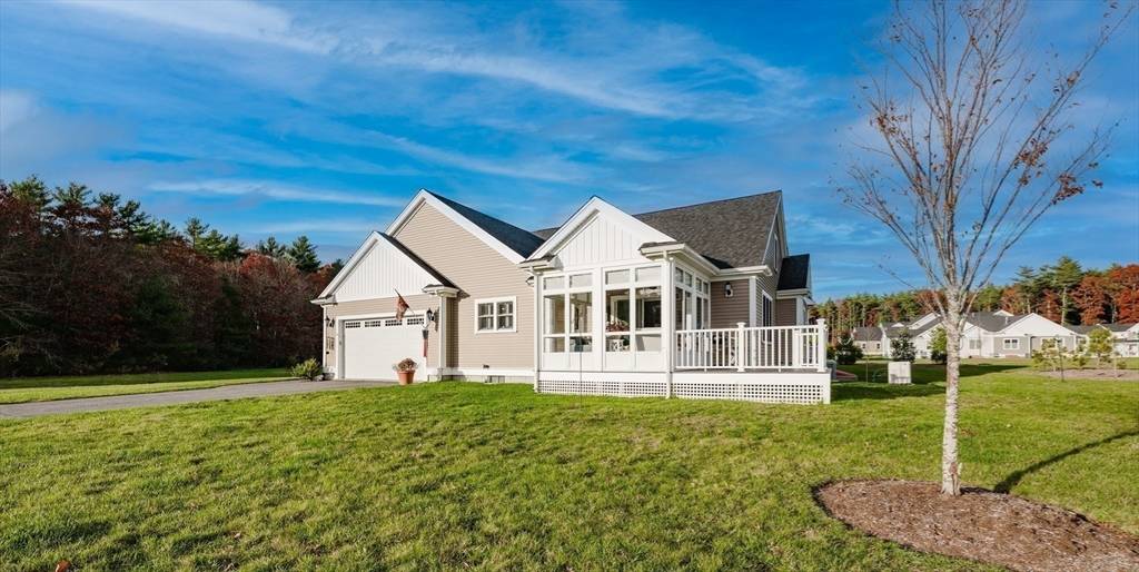 Rochester, MA 02770,4 Sarahbeth Lane #1