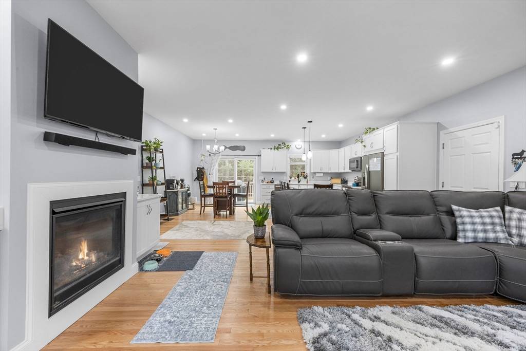 Bourne, MA 02532,85 Waterhouse Rd