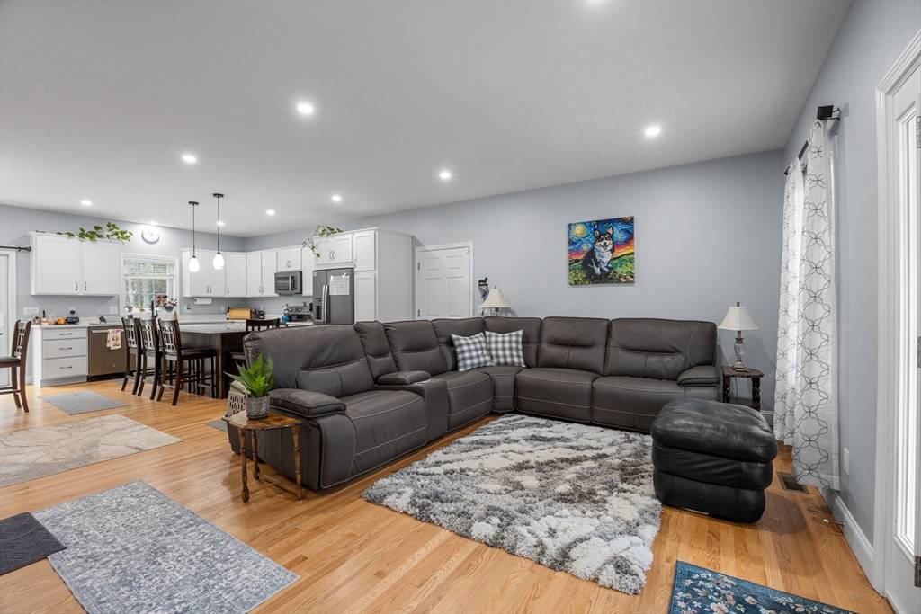 Bourne, MA 02532,85 Waterhouse Rd