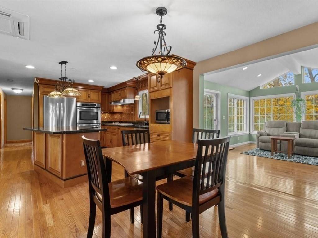 Worcester, MA 01604,11 Benson Street