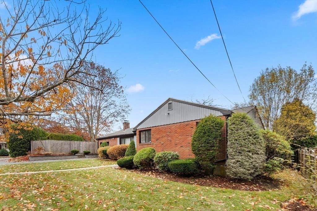 Swampscott, MA 01907,35 Alden Rd