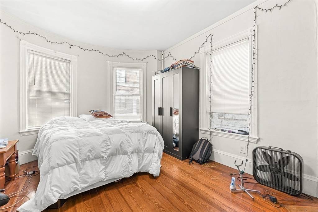 Boston, MA 02134,22 Royal St