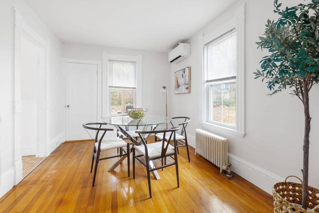 Milton, MA 02186,51 Denmark Ave