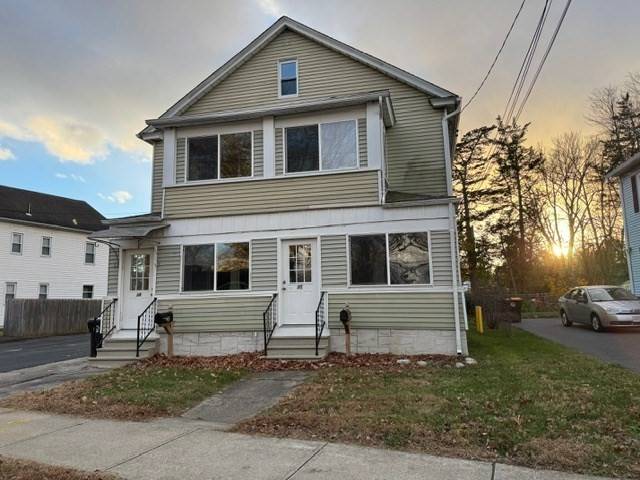 Agawam, MA 01001,36-38 Rowley St