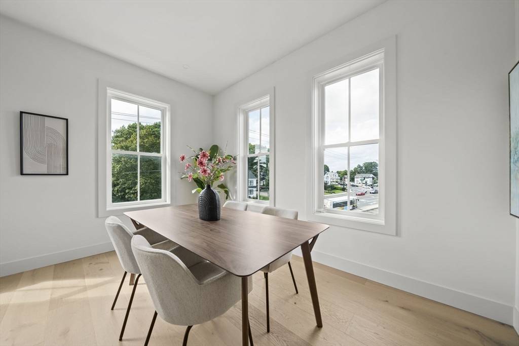 Quincy, MA 02169,105 Sea St #203