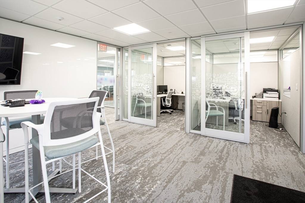 Somerset, MA 02726,54 County St