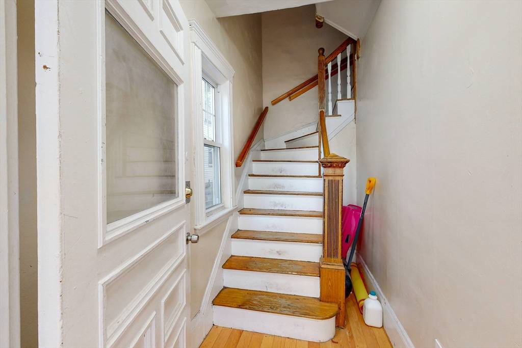 Boston, MA 02124,72 Kingsdale St