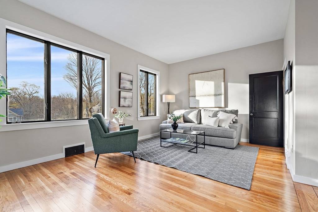 Acton, MA 01720,169 Main Street