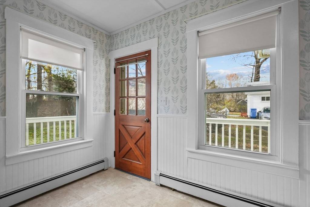 Merrimac, MA 01860,10 Vendome St #10