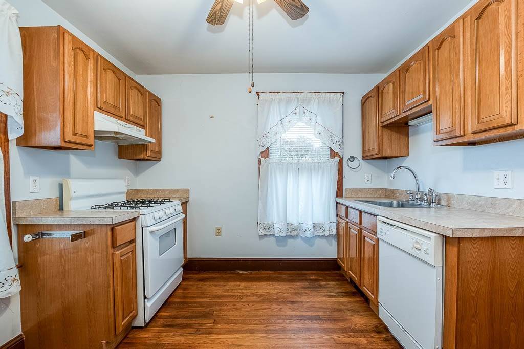 Taunton, MA 02780,71 Eldridge St