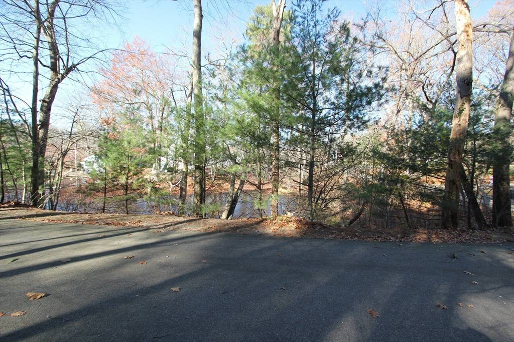 Norfolk, MA 02056,0 West Birch Rd