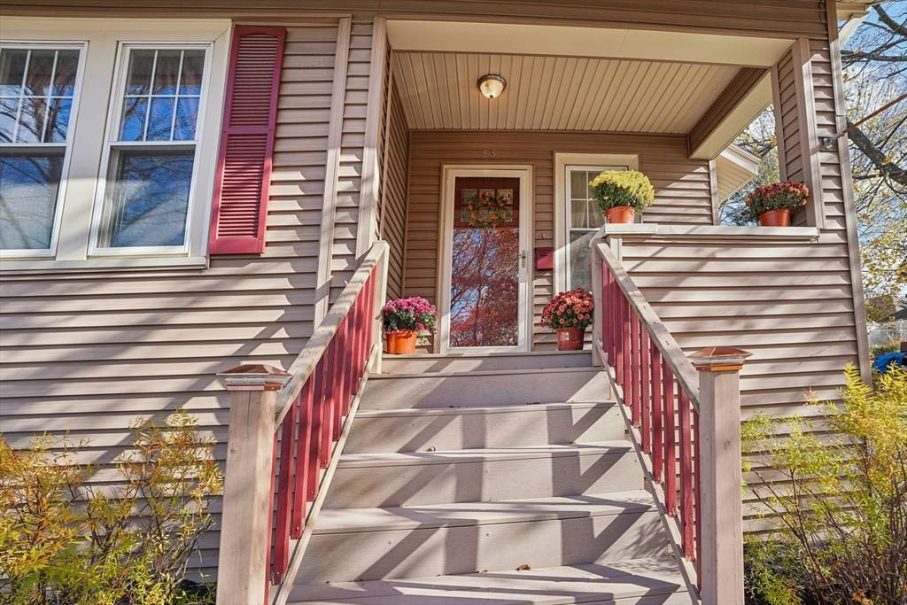 Worcester, MA 01604,55 Standish St