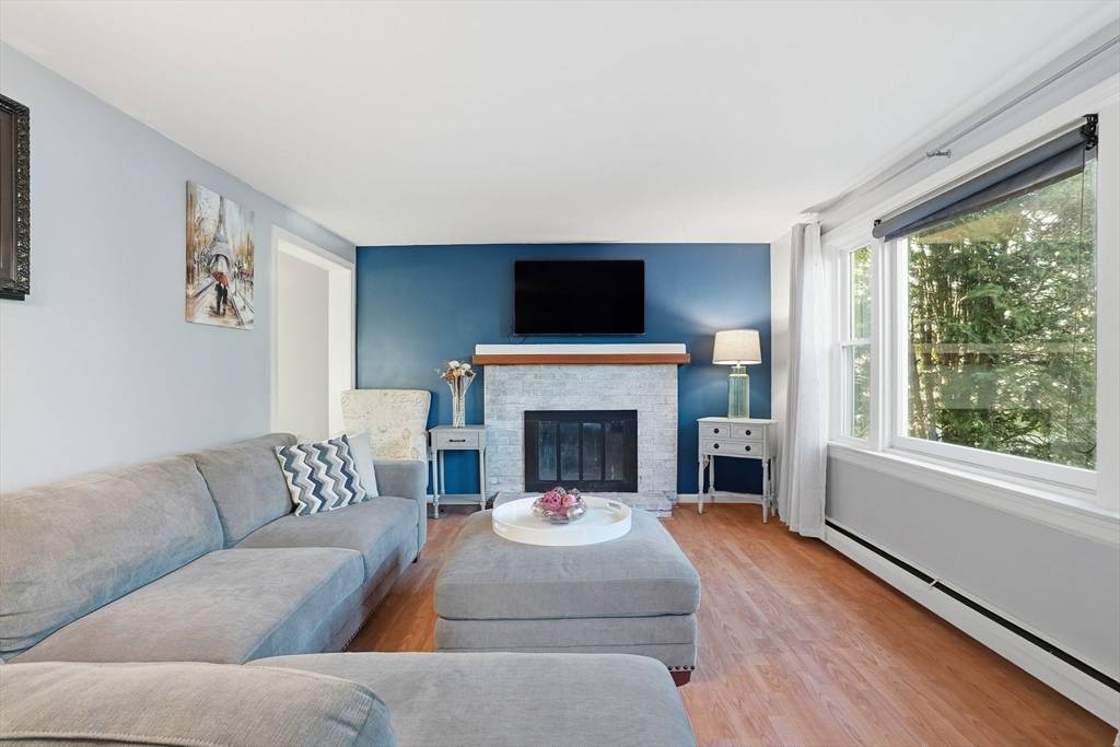 Dedham, MA 02026,14 Wiggin Ave. #14