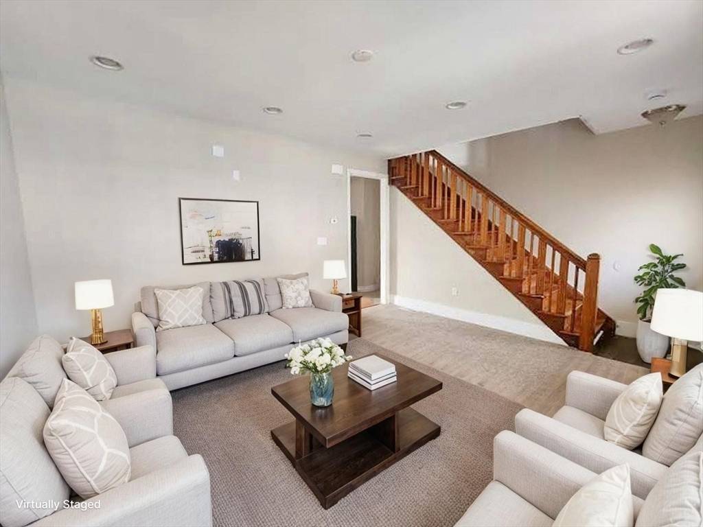 Northbridge, MA 01588,17 Overlook St #17