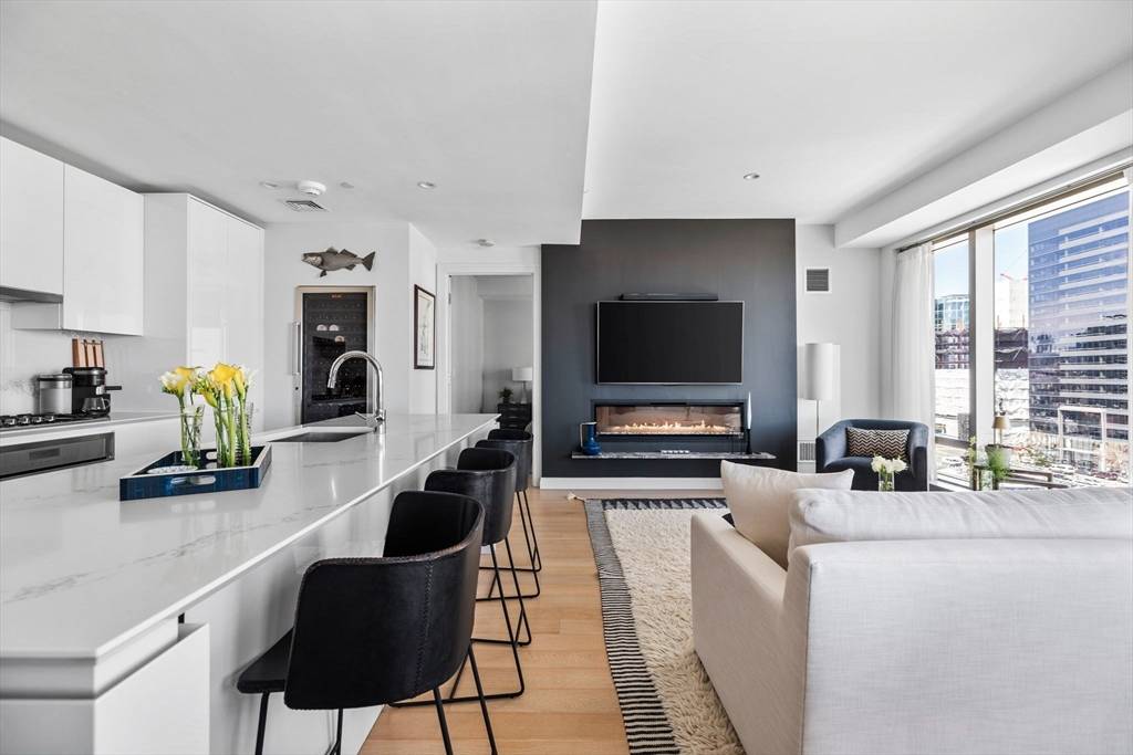 Boston, MA 02210,133 Seaport Blvd #920