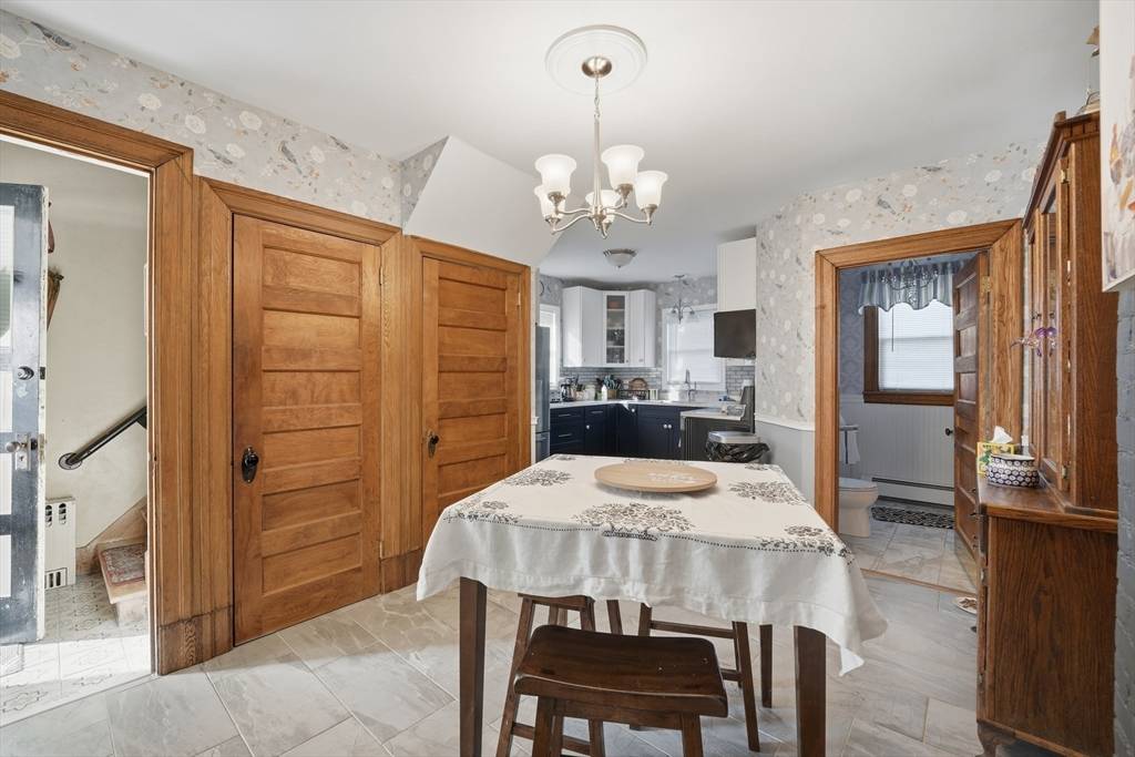 Westfield, MA 01085,158 Franklin Street