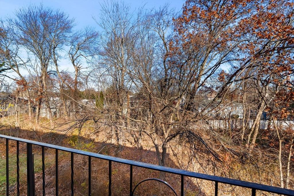 North Andover, MA 01845,19 Fernview Ave #5