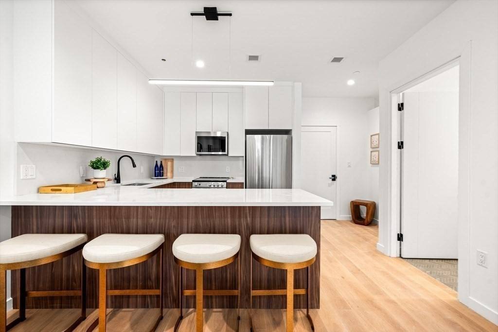 Boston, MA 02118,1395 Washington Street #501