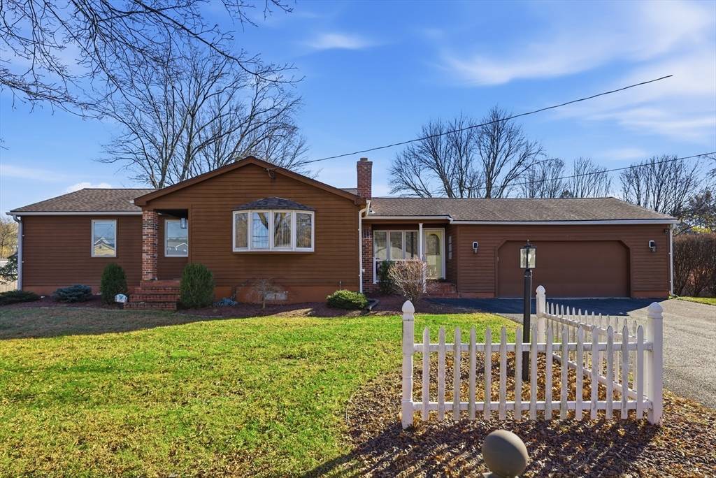 Agawam, MA 01001,23 Peros Drive