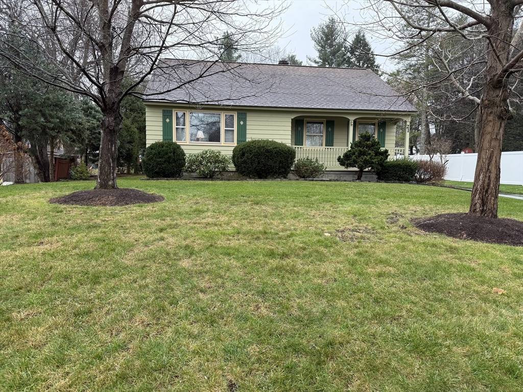 Holden, MA 01420,21 Wyoming Dr