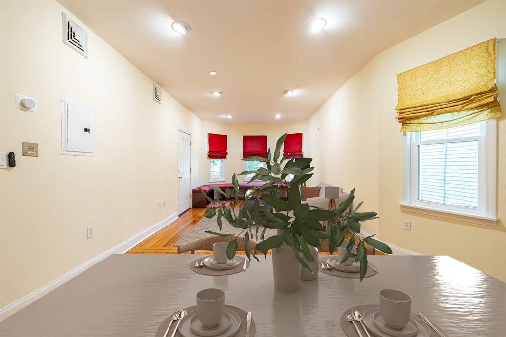 Boston, MA 02122,11 Juliette #ONE