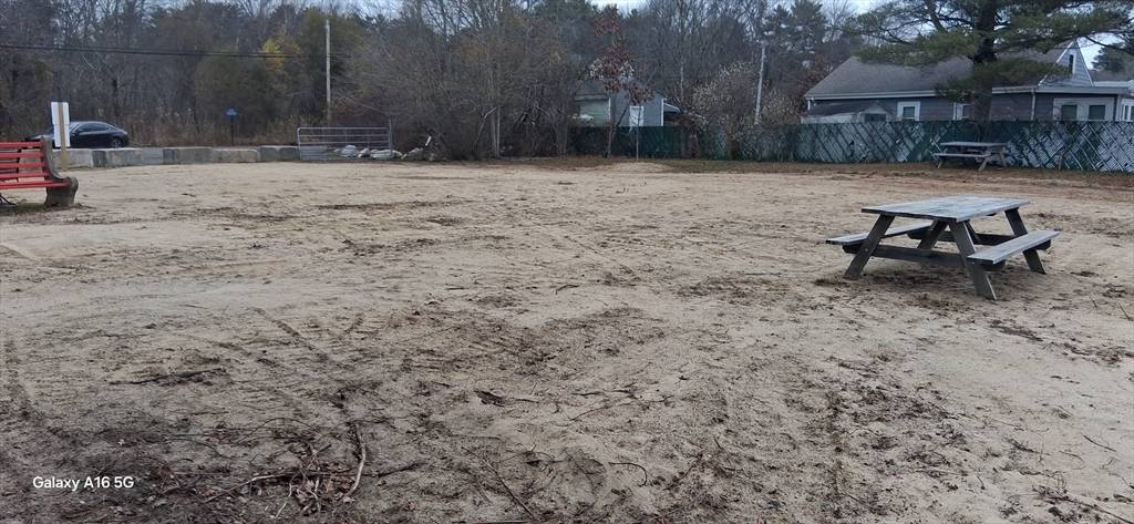 Lakeville, MA 02347,00 Island Rd