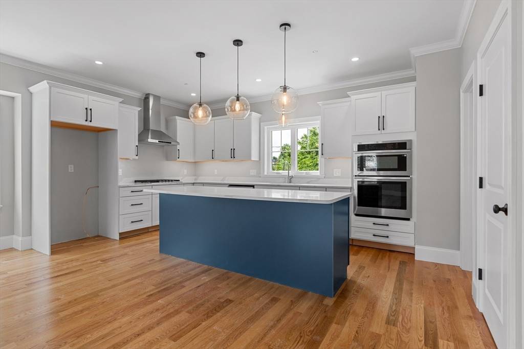 Mansfield, MA 02048,22 Pleasant #C