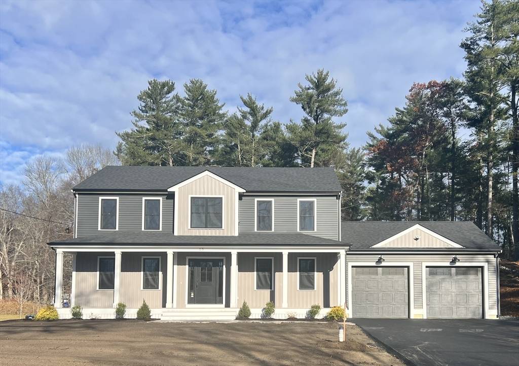Hanson, MA 02341,15 Elm Place