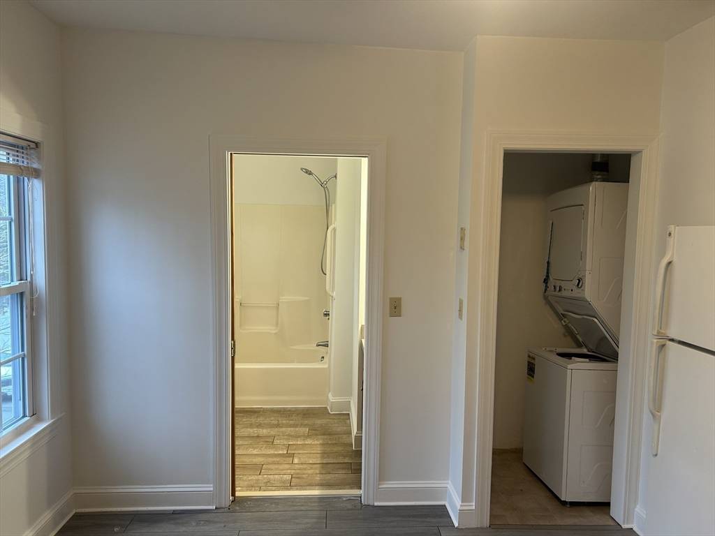 Medway, MA 02053,31 Wellington St #2