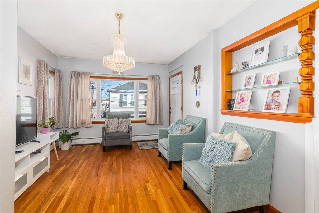 Revere, MA 02151,21 Beach Rd