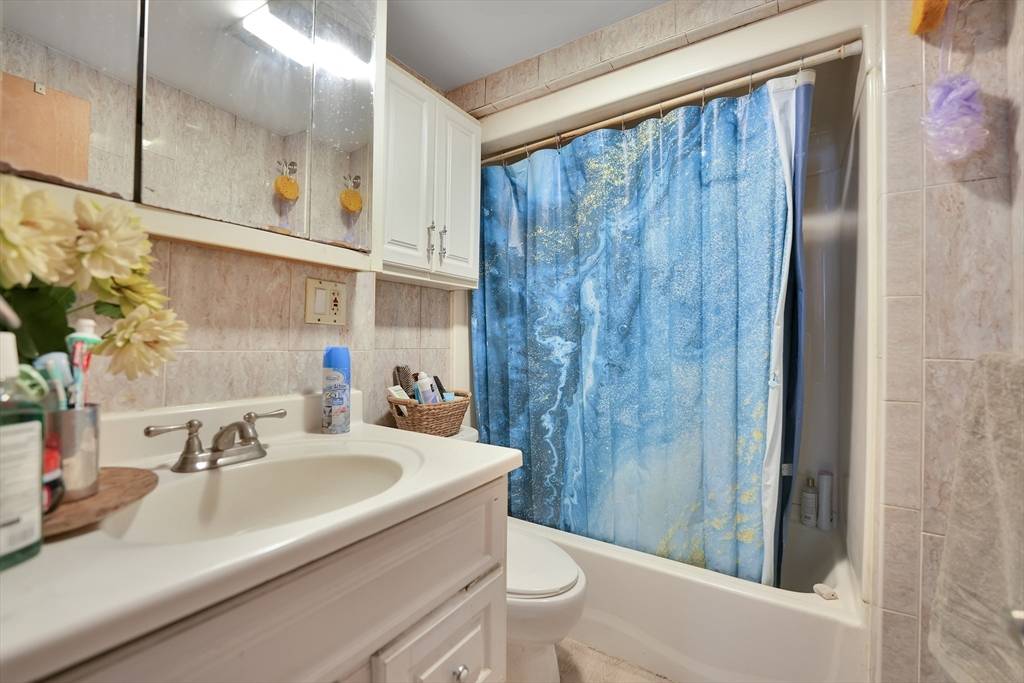 New Bedford, MA 02746,108 Phillips Ave