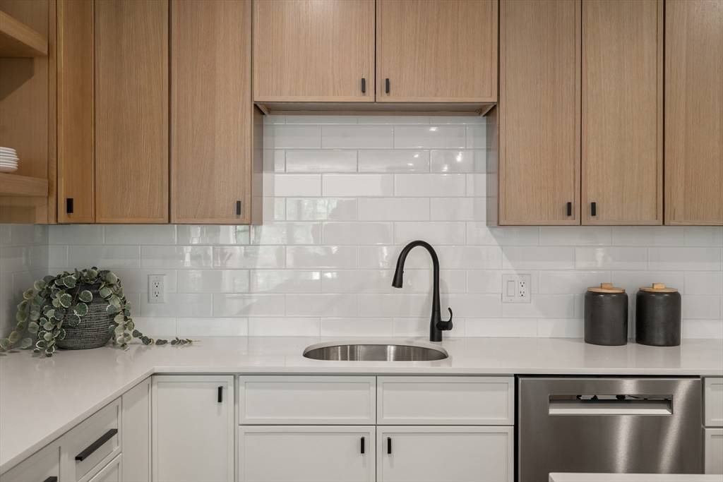 Canton, MA 02021,20 Audubon Way #203