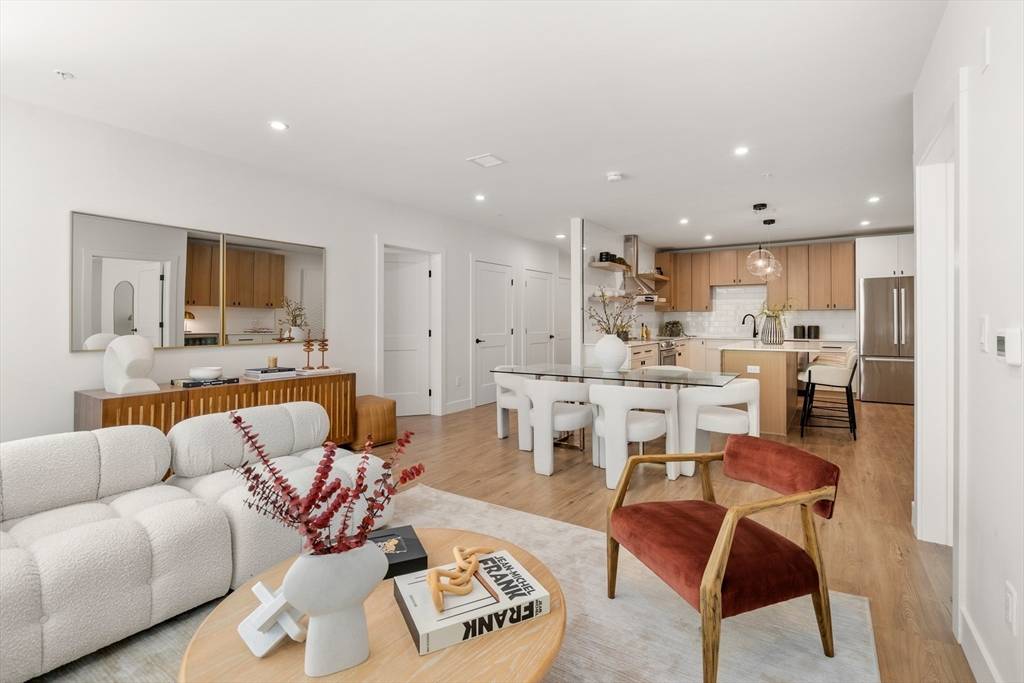 Canton, MA 02021,20 Audubon Way #205