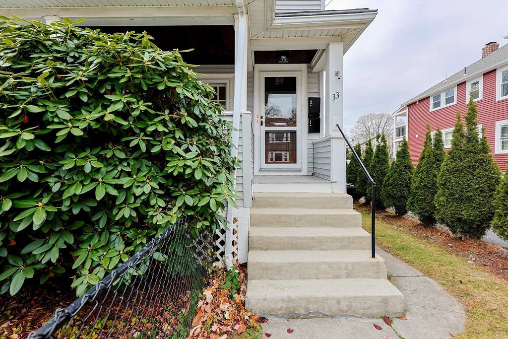 Watertown, MA 02472,33 Woodleigh Rd #2