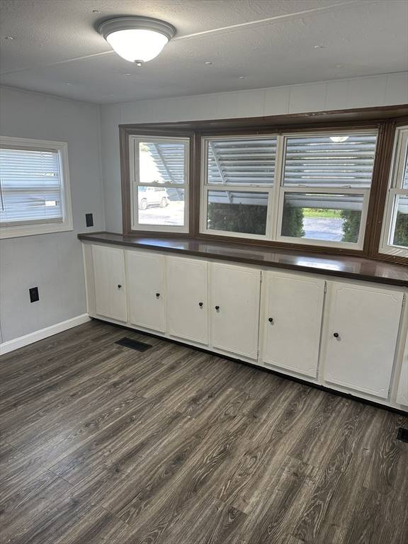 Marlborough, MA 01752,181 Boston Post Rd E #31