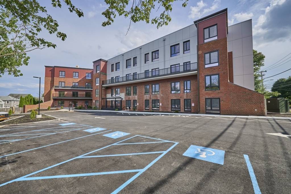 Revere, MA 02151,133 Salem St #102