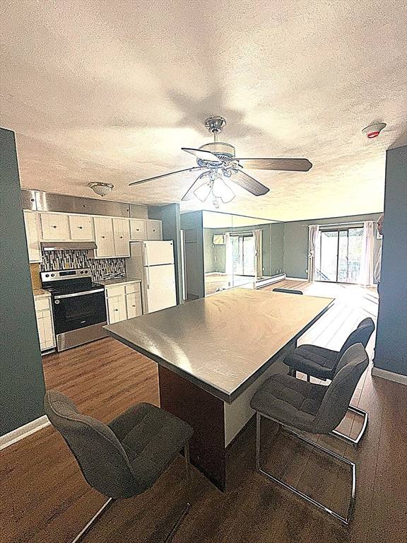 Randolph, MA 02368,59 Highlandglen #322