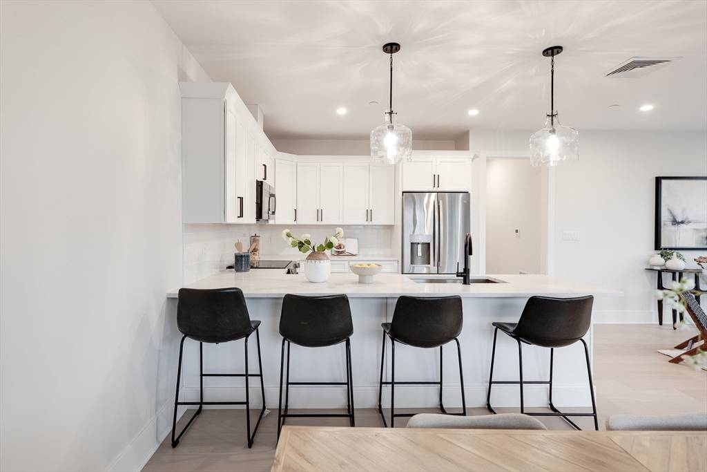 Wakefield, MA 01880,62 Foundry St #202