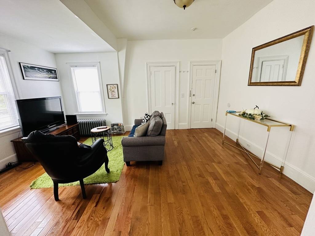 Quincy, MA 02170,161 Grandview Ave #2R