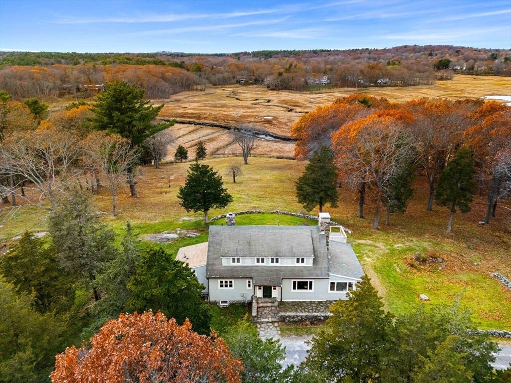 Essex, MA 01929,1 Noahs Hill Way