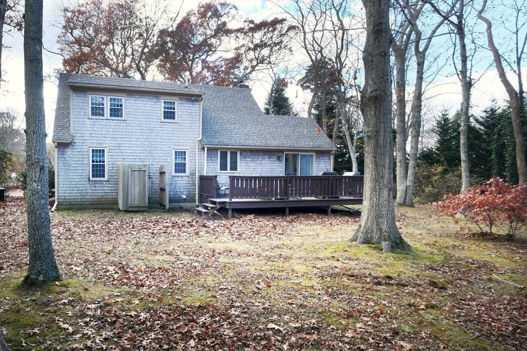 Orleans, MA 02653,6 Hathorne Ln