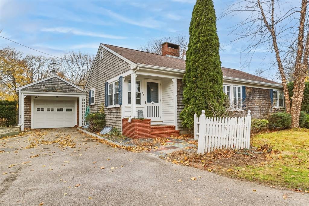 Falmouth, MA 02540,65 Walker St