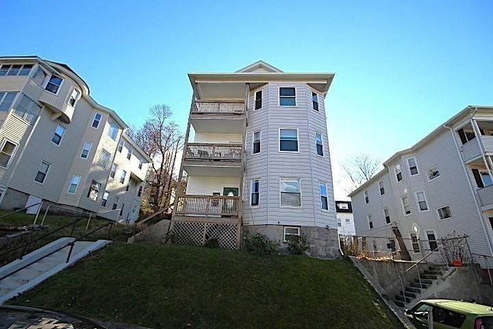 Worcester, MA 01605,82 Green Hill Pkwy