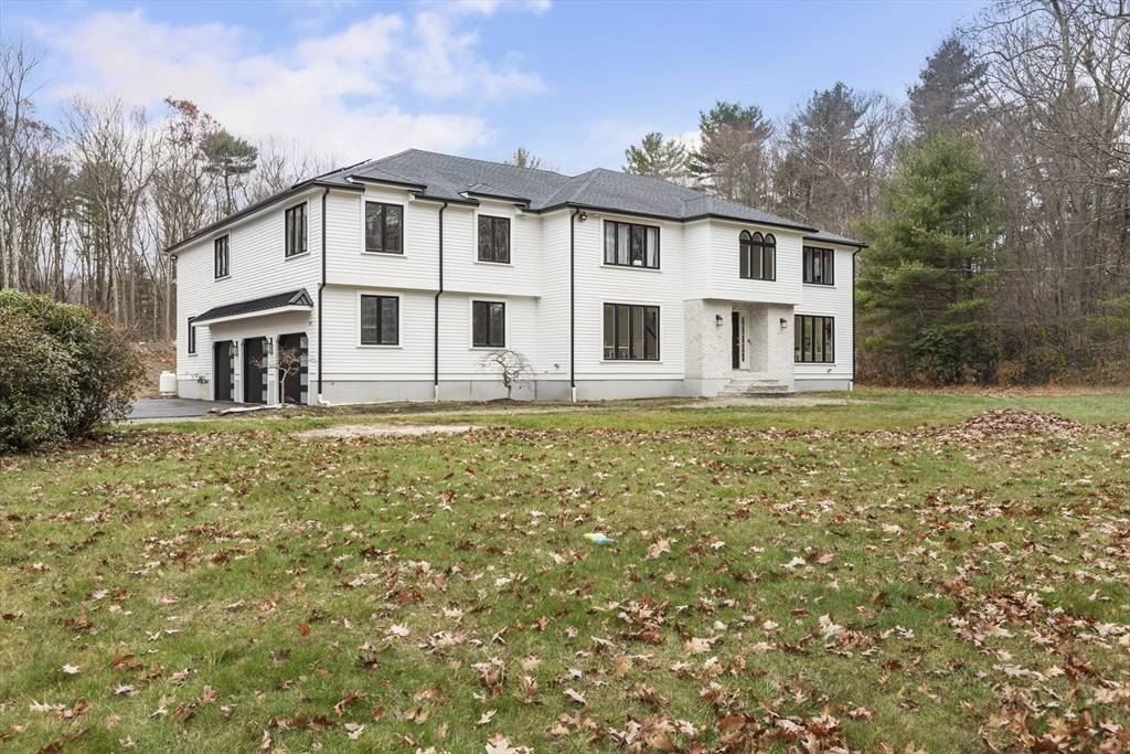 Hopedale, MA 01747,23 Bens Way